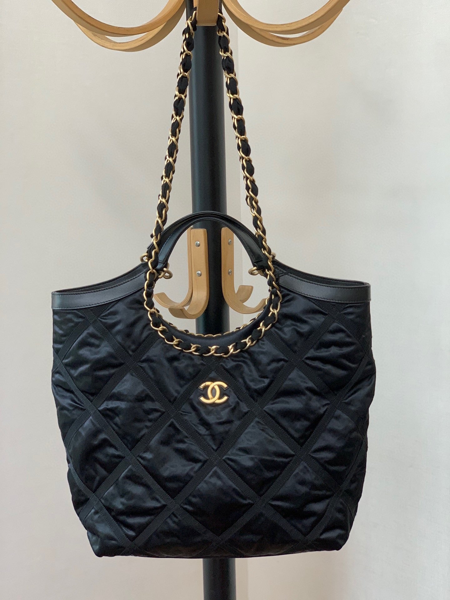 Chanel SOS 2022 Spring/Summer Collection Size: New Black Nylon ￼