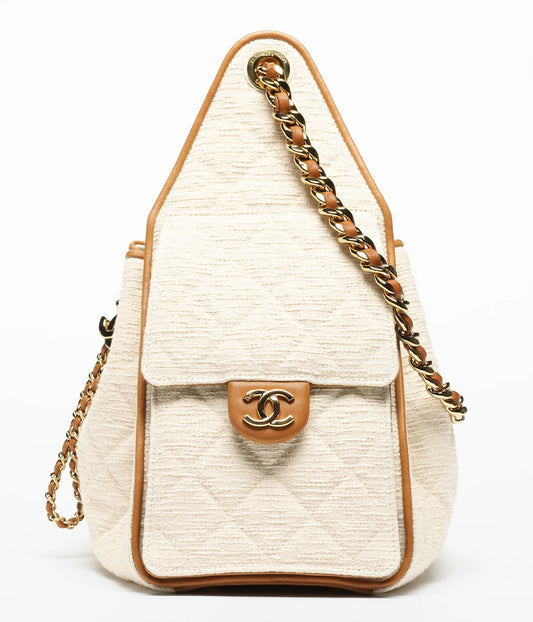 CHANEL 25 SMALL HANDBAG   Canvas, Calfskin & Gold-Tone Metal  Ecru & Camel