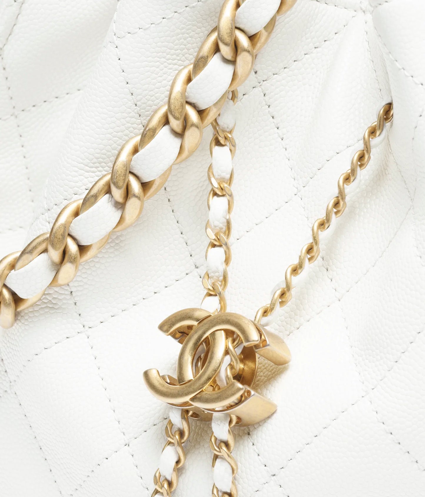 CHANEL 25 SMALL HANDBAG   Canvas, Calfskin & Gold-Tone Metal  Ecru & Camel